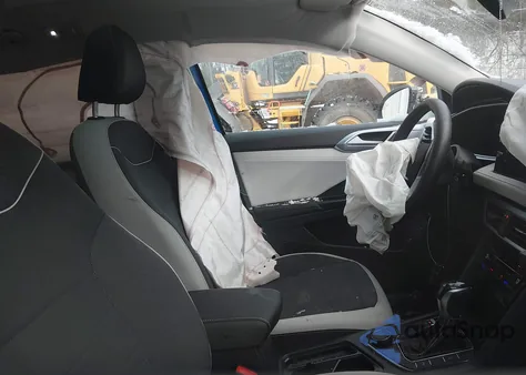 2025 Volkswagen Taos 1.5T Se from USA, damaged, VIN 3VVVC7B20SM060141